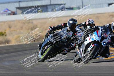 media/Dec-18-2022-SoCal Trackdays (Sun) [[8099a50955]]/Turn 4 (1pm)/